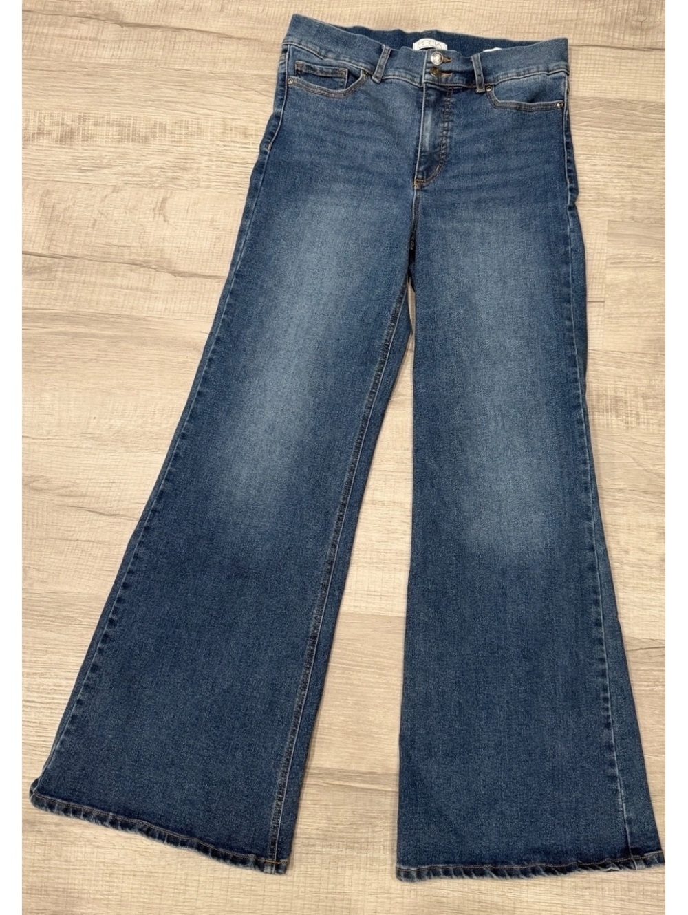 Sofia Vergara Margot Wide Leg Jeans